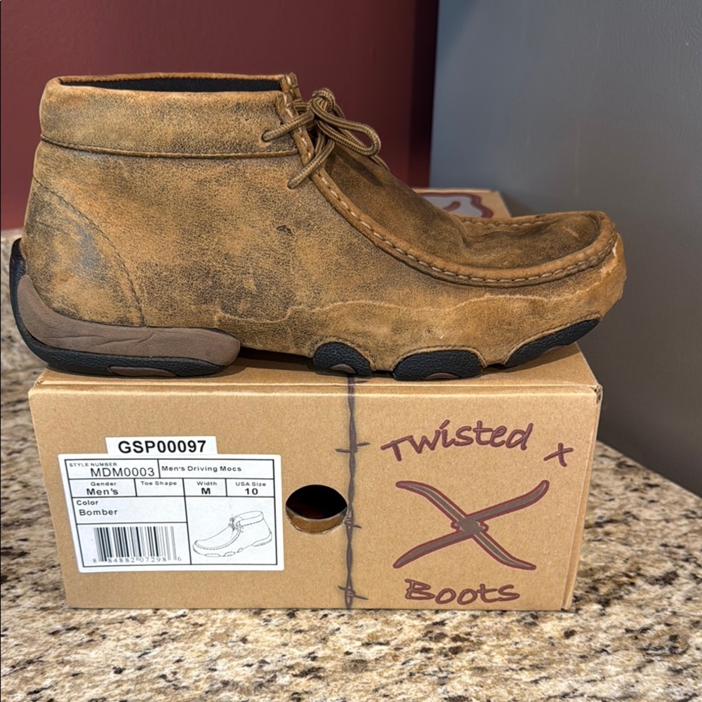 Twisted X Brown Chukka Boots Moc-Toe Casual
